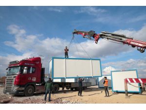 MÜSİAD'ın Elbistan'daki konteyner kent çalışmaları sürüyor