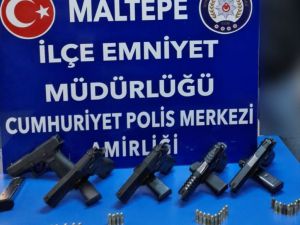 İstanbul'da silah ticareti iddiasıyla gözaltına alınan zanlı serbest bırakıldı