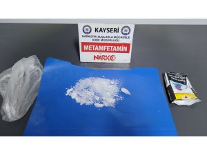 Kayseri'de uyuşturucu operasyonunda 2 zanlı tutuklandı