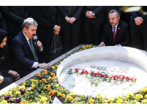 Muhsin Yazıcıoğlu vefatının 14. yılında törenle anıldı
