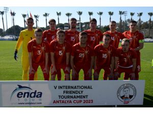 Antalya'da depremzedeler yararına uluslararası futbol turnuvası