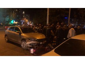 Siirt'te otomobil ile motosikletin çarpıştığı kazada 2 kişi yaralandı