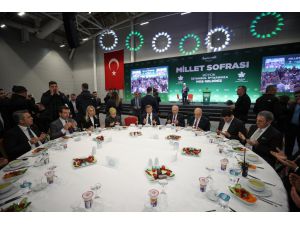 Gelecek Partisinin ev sahipliğinde "Büyük İstanbul İftarı" yapıldı