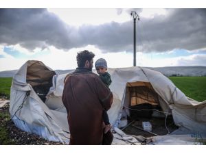 İdlib'de kampları vuran fırtına yaklaşık 32 bin sivili olumsuz etkiledi