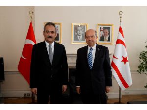 KKTC Cumhurbaşkanı Tatar, Londra'da Milli Eğitim Bakanı Özer'i kabul etti