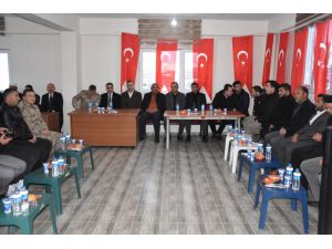 Siirt'te PKK'lı teröristlerce şehit edilen 6 güvenlik korucusu ve bir asker törenle anıldı
