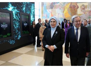 Emine Erdoğan ve Guterres, BM'de depremler için kurulan "Anma Köşesi"ni ziyaret etti