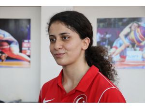 Depremzede güreşçi doğup büyüdüğü Hatay için mücadele edecek