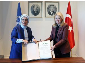 Emine Erdoğan, UNICEF İcra Direktörü Russell ile görüştü