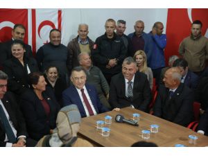 Cumhurbaşkanı Yardımcısı Oktay, Gazimağusa'da Kıbrıslı Türklerle buluştu