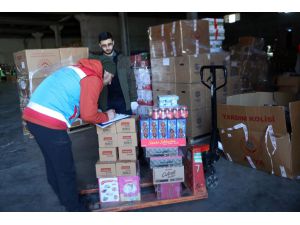 Kahramanmaraş'ta ASYA depolarına ilk günden bu yana 5 bin 289 yardım tırı gönderildi