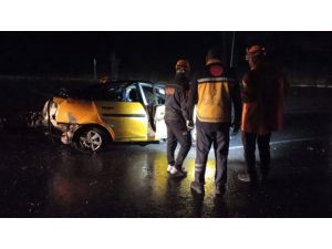 Zonguldak'ta takla atan taksideki 1 kişi öldü, 2 kişi yaralandı