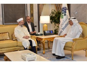 Diyanet İşleri Başkanı Erbaş, Cidde'de İslam Kalkınma Bankası Başkanı Al Jasser ile görüştü
