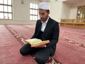 Genç kursiyer 66 günde Kur'an-ı Kerim'i ezberledi