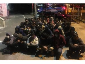 Kocaeli'de 25 düzensiz göçmen yakalandı