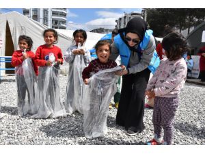 Türkiye Diyanet Vakfı, Adıyamanlı kadın ve çocuklara etkinliklerle moral veriyor