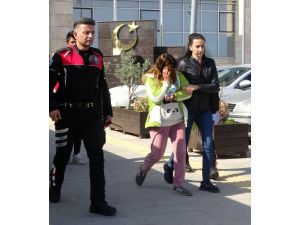 Mersin'de eski eşini bıçakla yaralayan kadın tutuklandı