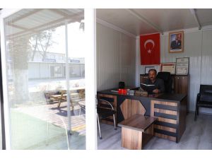 Türkoğlu'nda afetzede esnaf konteyner çarşılarda hizmet vermeye başladı