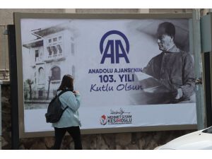 Kırklareli Belediyesi, AA'nın kuruluş yıl dönümünü billboardlara astırdığı afişlerle kutladı