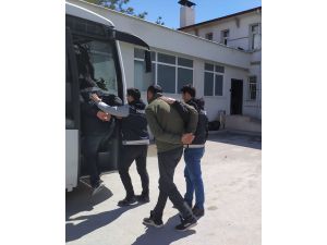 Konya'da düzenlenen operasyonda uyuşturucu gider borusunda bulundu
