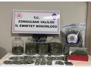 Zonguldak'ta uyuşturucu operasyonunda yakalanan 3 zanlı tutuklandı