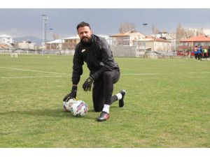 Vanspor'un kalecisi Haydar Yılmaz: "12 maç gol yememek büyük başarı"