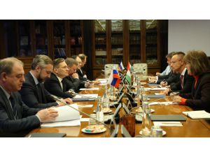 Rosatom Genel Müdürü Likhachev, Macaristan Dışişleri ve Dış Ticaret Bakanı Peter Szijjarto ile görüştü