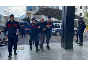 GÜNCELLEME - Antalya'da kavga ettiği müteahhidi öldüren inşaat bekçisi tutuklandı