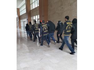 Antalya'da tapuda "dublörlü" dolandırıcılık girişimine 2 tutuklama