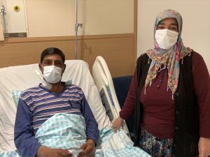 Konya'da 16 yıl bekledikten sonra böbrek nakledilen hasta, bağışçı aileye minnettar