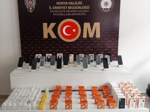 Konya'da fırına gizlenmiş gümrük kaçağı 62 telefon ele geçirildi