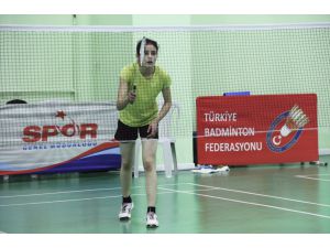 19 Yaş Altı Badminton Sıralama Şampiyonası başladı