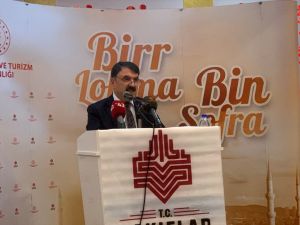 Konya'da "Birr Lokma Bin Sofra" iftar programı düzenlendi