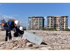 UEDAŞ ekipleri Hatay'da çalışmalarını sürdürüyor