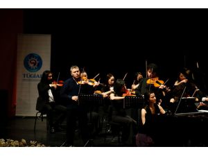 Grammy Ödüllü Maxim Vengerov, Eskişehir'de depremzedeler yararına konser verdi