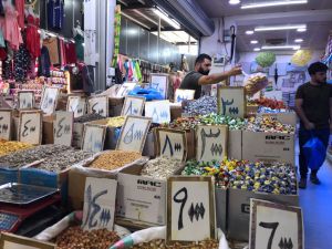 Irak'ta yerel para biriminin değer kazanması "bayram alışverişine" olumlu yansıdı