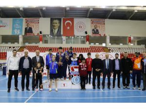 Masa Tenisi Minikler ve Küçükler Federasyon Kupası müsabakaları Amasya'da sona erdi