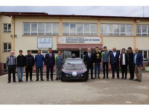Karabük'te liselilerin geliştirdiği "Safrantech" isimli elektrikli araç TEKNOFEST'te yarışacak