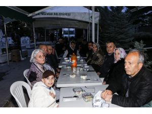 Şehit aileleri, ramazanın son iftarında bir araya geldi