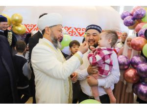 Kazakistan’da Ramazan Bayramı renkli etkinliklerle kutlanıyor