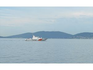 GÜNCELLEME - Kartal'da sürat botundan denize düşen kişiyi arama çalışmaları sürüyor