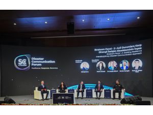 Stratcom Afet İletişim Forumu'nda "Acil Durumlara Karşı Dirençli İletişim Ekosisteminin İnşası" paneli
