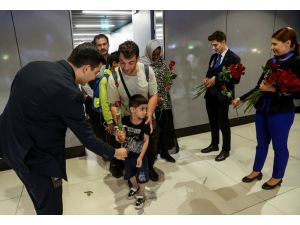 Sudan'dan tahliye edilen vatandaşlar Türkiye'ye döndü