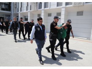 Mersin'de "sazan sarmalı" yöntemiyle dolandırıcılık iddiasına 3 tutuklama