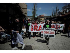 Bosna Hersek'te Yüksek Temsilci'nin "federasyon hükümeti kurulması" kararı protesto edildi