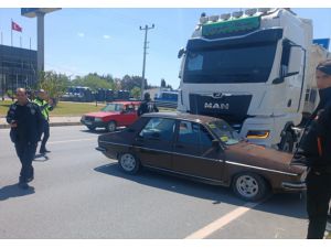 Aydın'da tırın çarptığı otomobilin sürüklenme anları kamerada