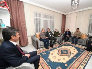 Milli Eğitim Bakanı Özer, Ordu'da şehit ailesini ziyaret etti