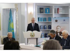 Azerbaycan'ın ulusal lideri Haydar Aliyev, Kazakistan'da anılıyor