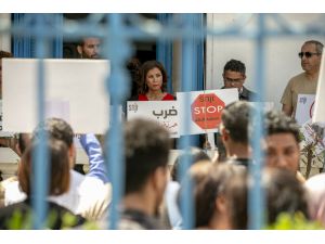 Tunus'ta gazeteciler, "basın özgürlüğü için" gösteri düzenledi