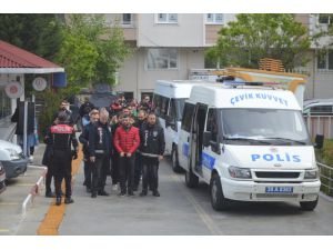 Kırklareli'nde silahlı kavgaya ilişkin gözaltına alınan 17 kişiden 5'i tutuklandı